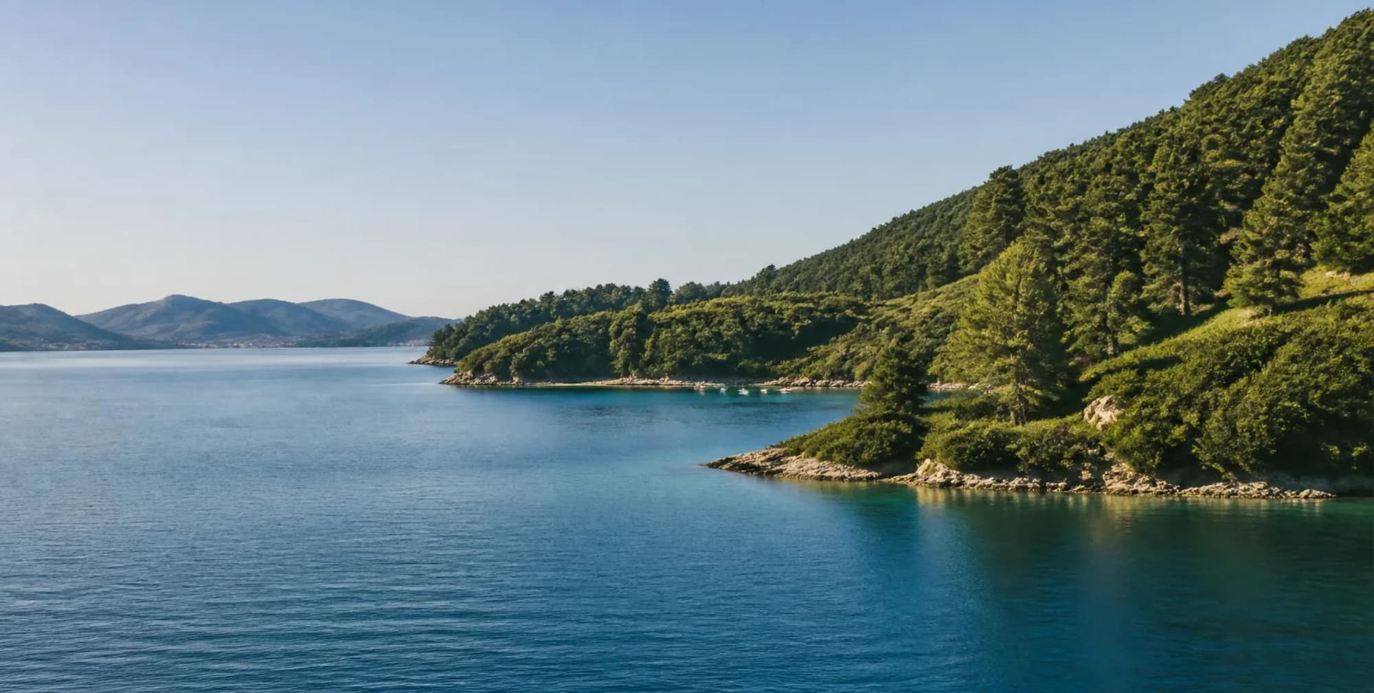 Bodrum yakınlarında korunaklı bir Ege koyu